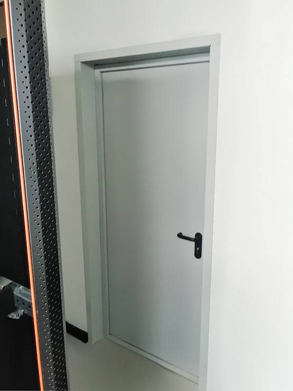 Дверь для мед. склада (пос. Сосенский) Дверь для мед. склада (пос. Сосенский)