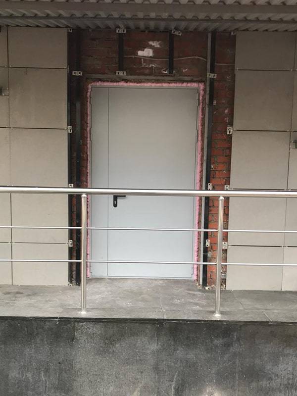 Дверь для ТРЦ «Зиг-Заг» Дверь для ТРЦ «Зиг-Заг»