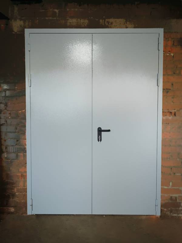 Двупольная дверь в подвал («Химволокно», г. Клин)