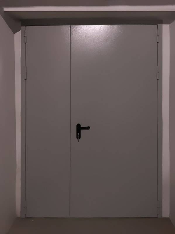 Полуторная дверь (1-й Нагатенский проезд, д.4) Полуторная дверь (1-й Нагатенский проезд, д.4)