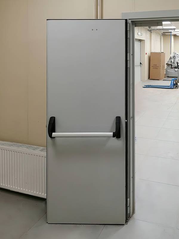 Створка с ручкой «антипаника» Створка с ручкой «антипаника»