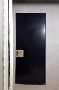 Скрытая огнеупорная дверь Скрытая огнеупорная дверь